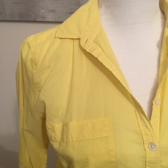 Loft - Yellow Popover Buttoned Top - Picture 3 of 5